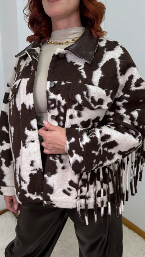 Chaqueta Lumina de vaca y cuello poli piel con flecos - Imagen 3